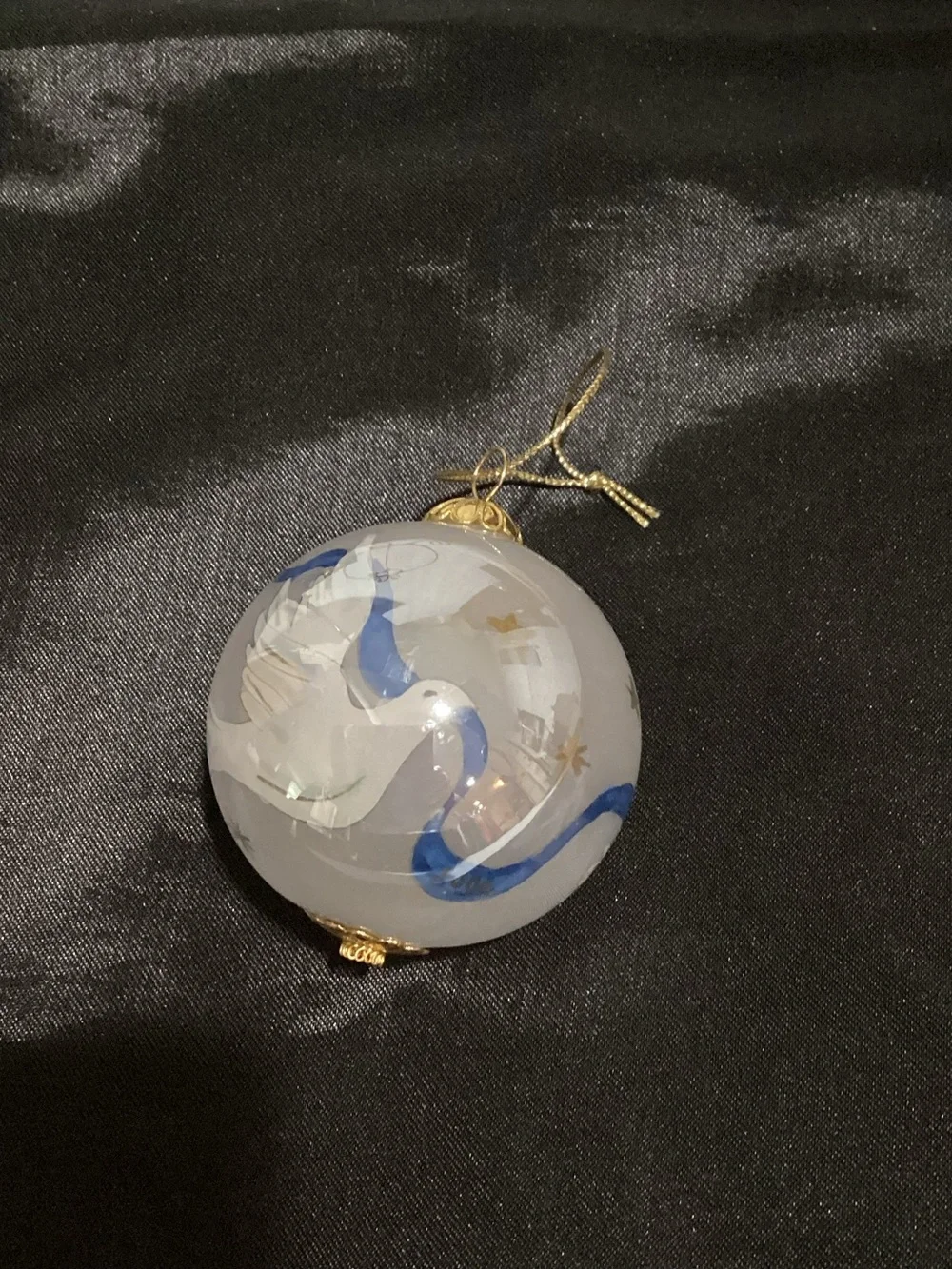 Vintage 2004 Li Bien Peace Doves Christmas Ornament with Velvet Box